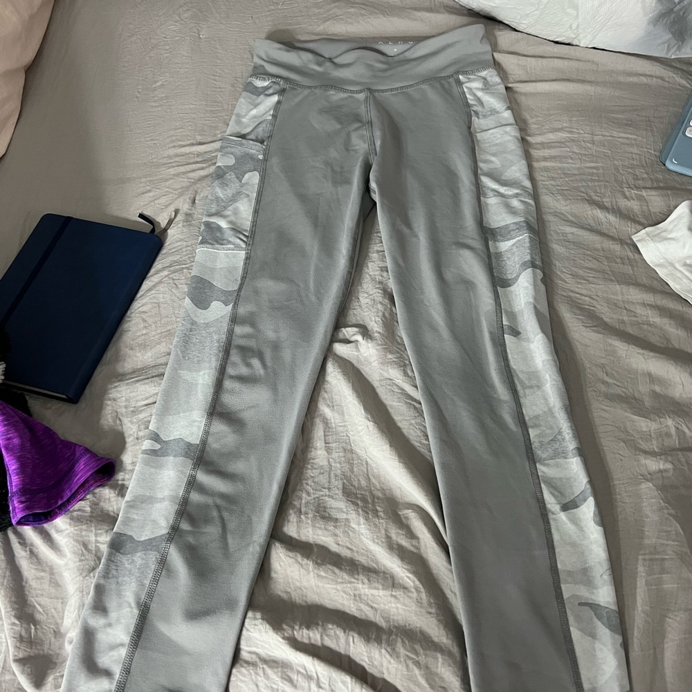 Gray camo leggings